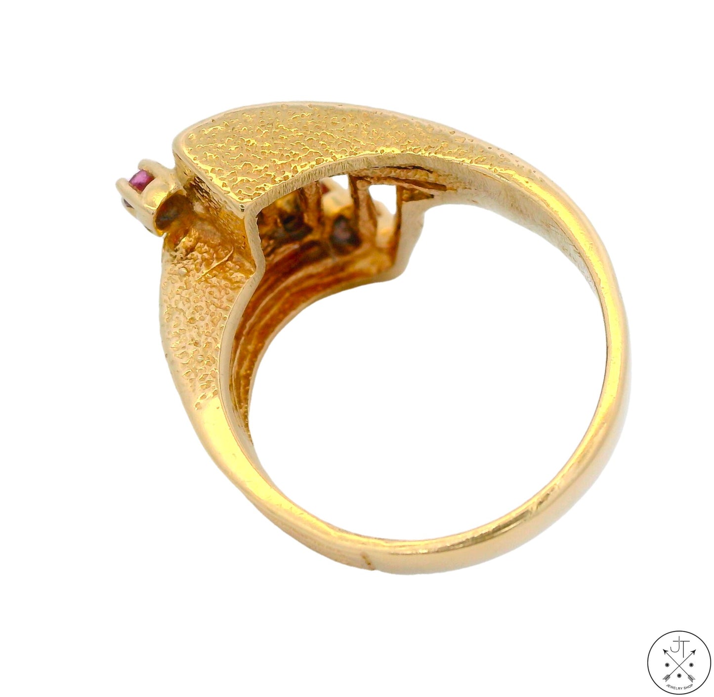 1970s Style 14k Yellow Gold Ring with Pink Sapphires Size 5.75