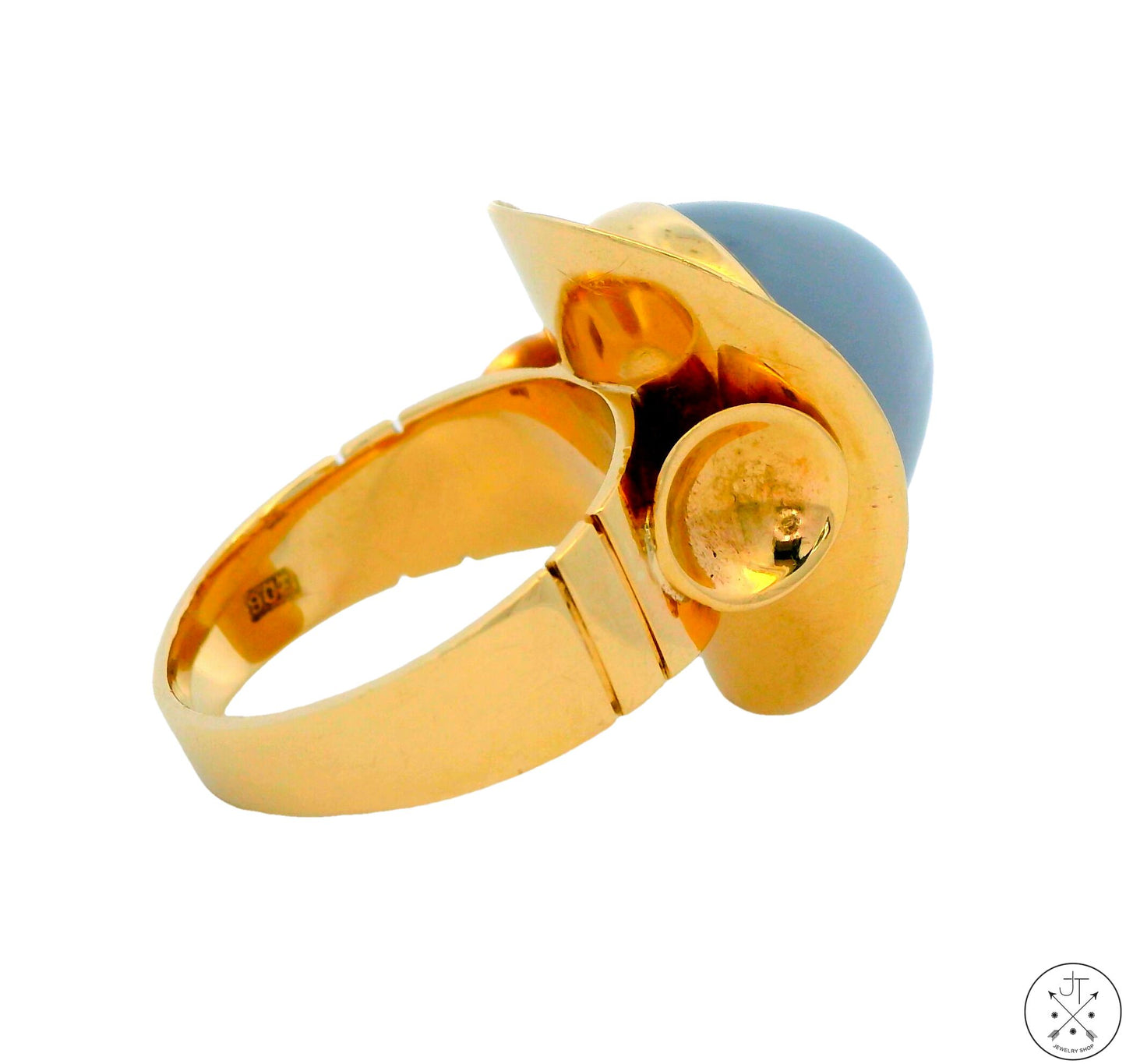 Vintage 14k Yellow Gold Custom Ring with Blue Chalcedony Size 7.5 Domed