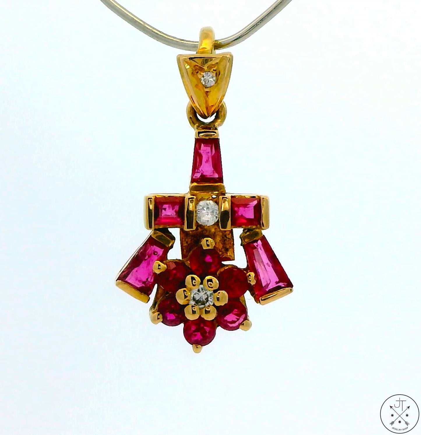 Vintage 18k Yellow Gold Pendant with Spinel and Diamond