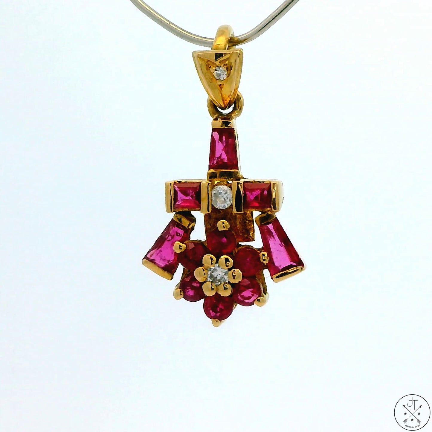 Vintage 18k Yellow Gold Pendant with Spinel and Diamond