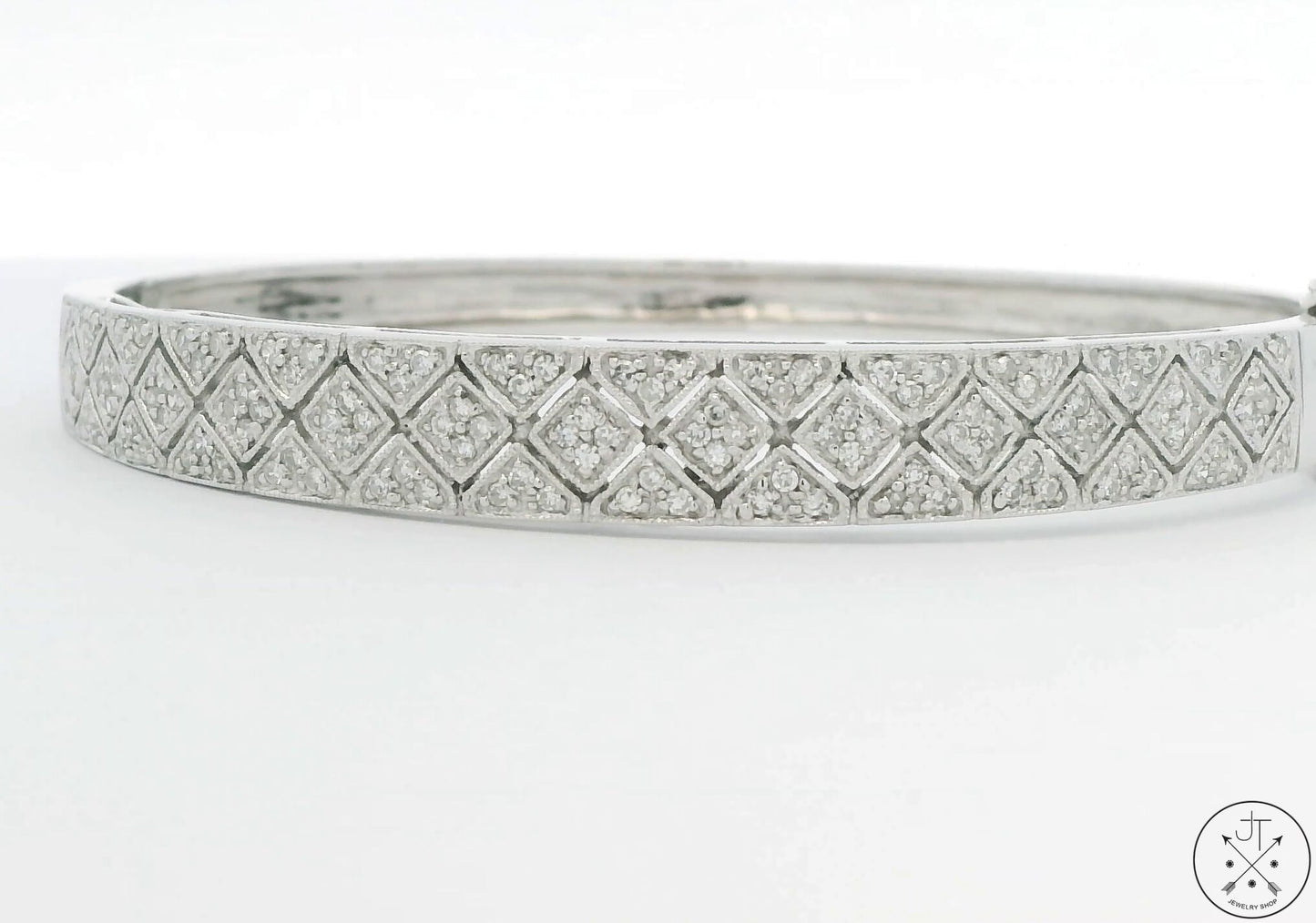 14k White Gold Hinged Bracelet 1 ctw GVS2 Natural Diamonds 7 in Size L/XL