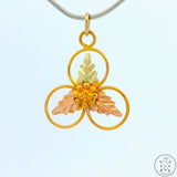 Vintage 14k Gold Leaves Pendant