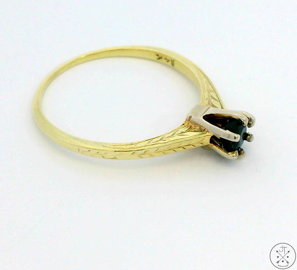 Vintage 14k Yellow Gold Solitaire Ring with Blue Sapphire Size 6.5