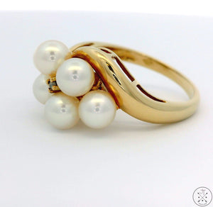 10k Yellow Gold Ring with Pearl and Diamond Size 6