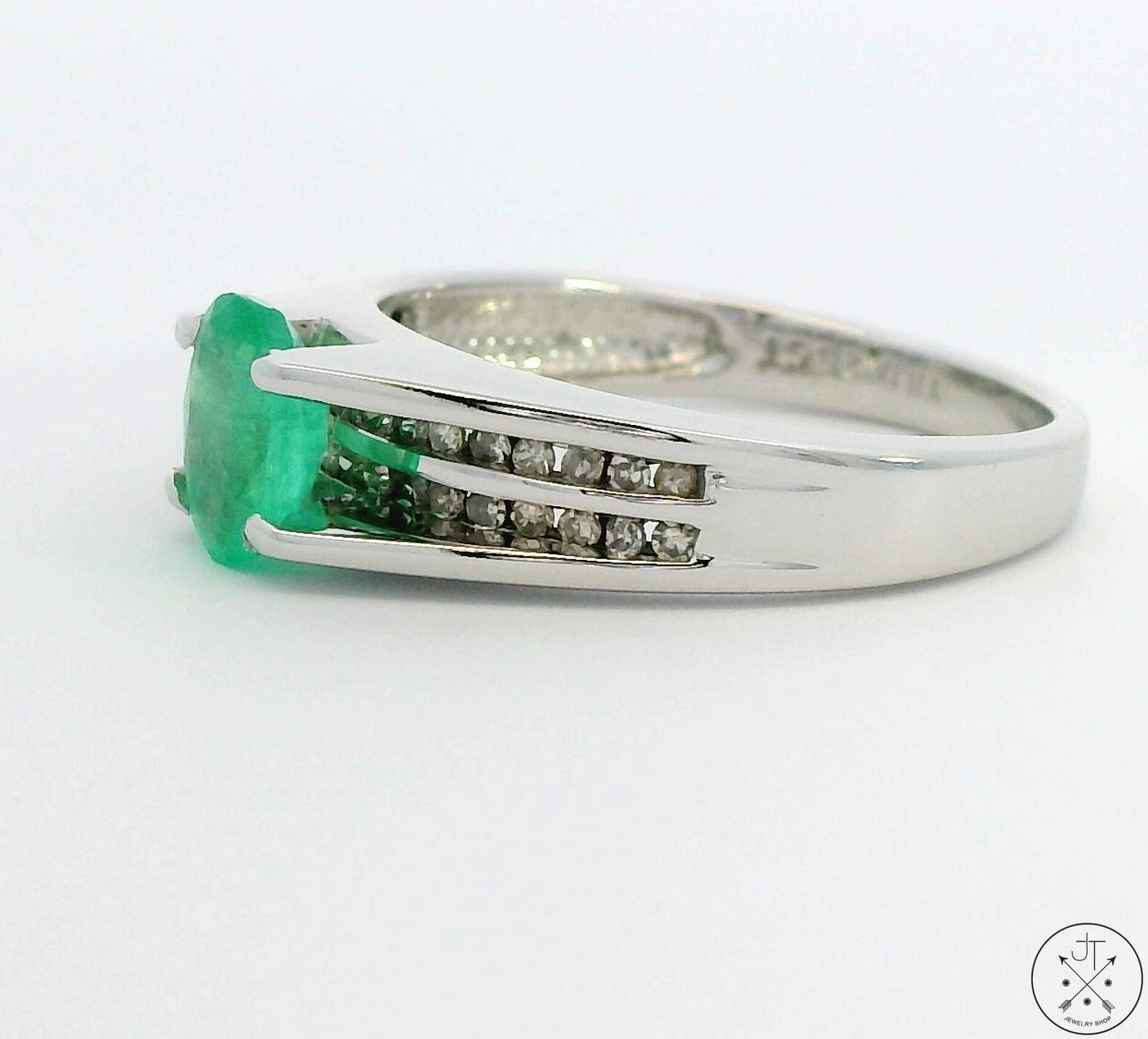 Custom New 10k White Gold Ring Natural Emerald and Diamonds Size 8 Solitaire
