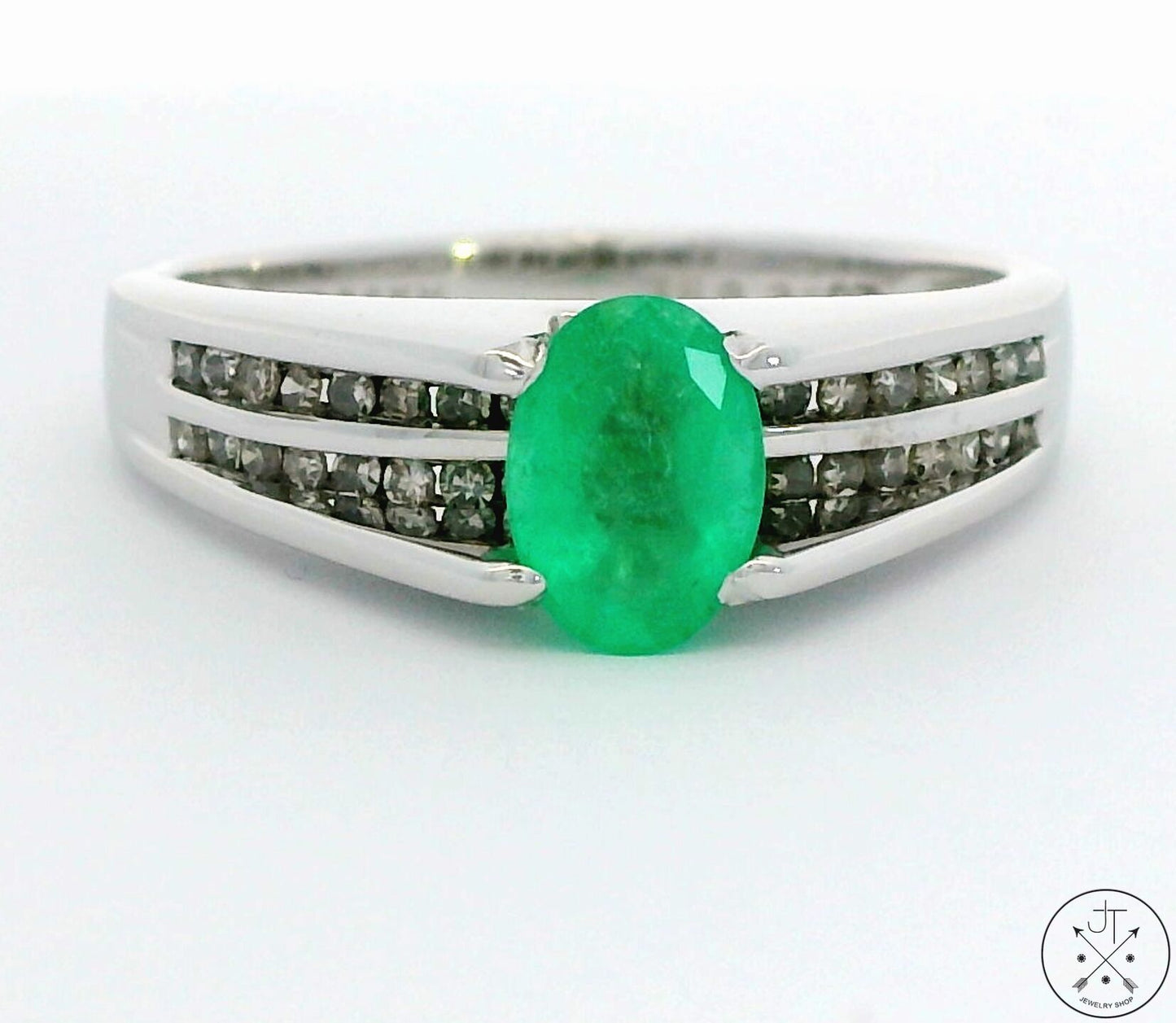 Custom New 10k White Gold Ring Natural Emerald and Diamonds Size 8 Solitaire