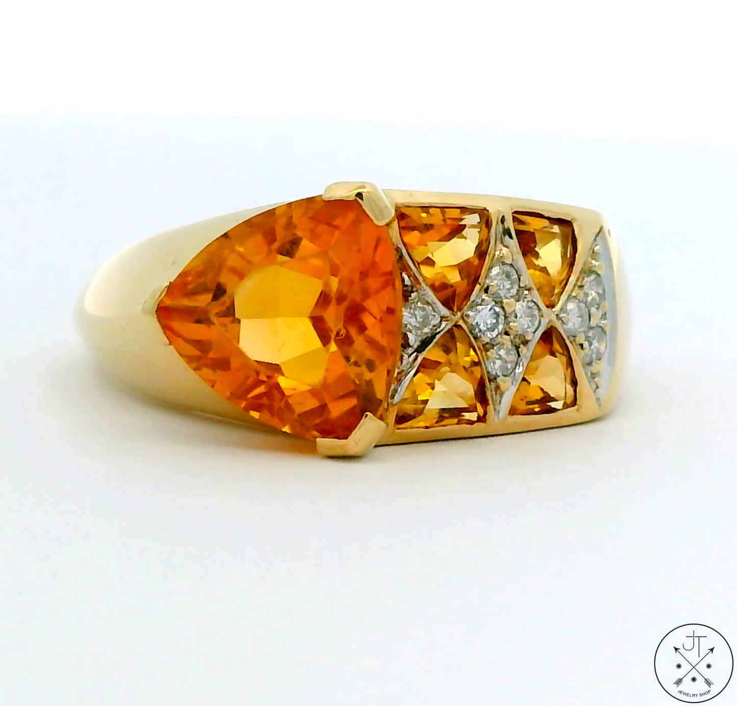 Contemporary Style 10k Yellow Gold Ring with Citrine and Diamond Size 9.5