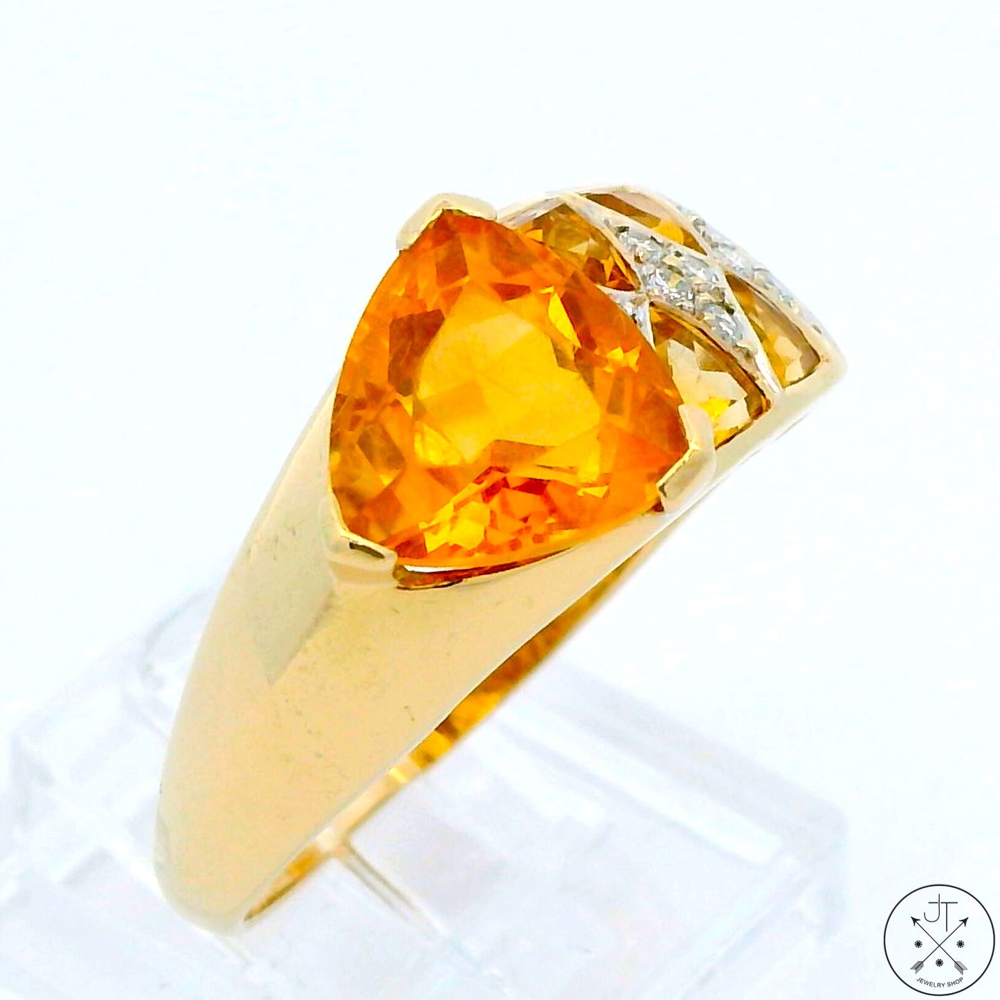 Contemporary Style 10k Yellow Gold Ring with Citrine and Diamond Size 9.5