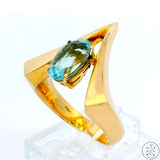 Vintage 14k Yellow Gold V Ring with Aquamarine Size 7.25 Contemporary