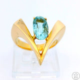 Vintage 14k Yellow Gold V Ring with Aquamarine Size 7.25 Contemporary