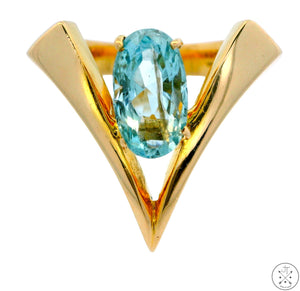 Vintage 14k Yellow Gold V Ring with Aquamarine Size 7.25 Contemporary