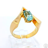 Vintage 14k Yellow Gold V Ring with Aquamarine Size 7.25 Contemporary