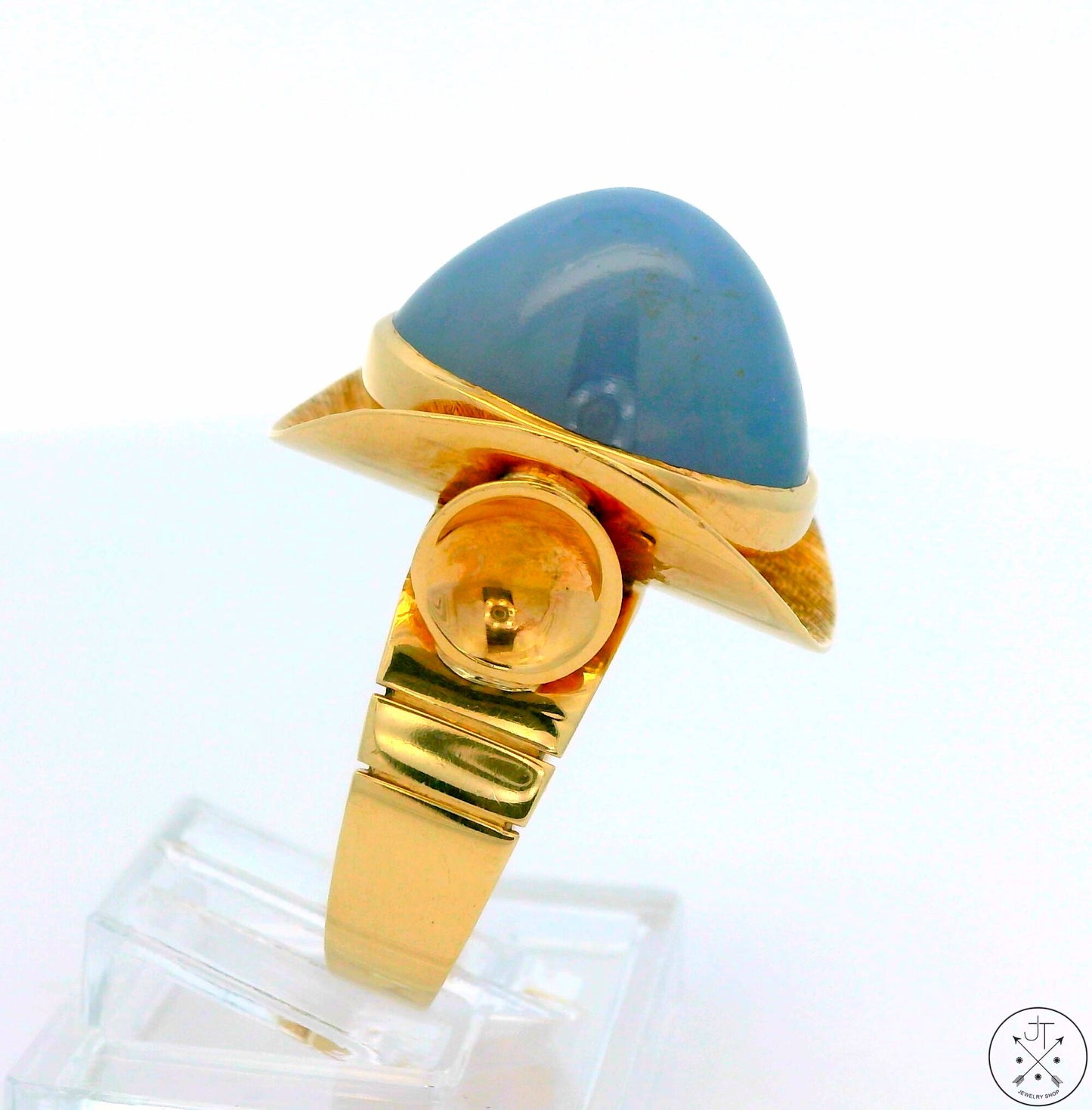 Vintage 14k Yellow Gold Custom Ring with Blue Chalcedony Size 7.5 Domed