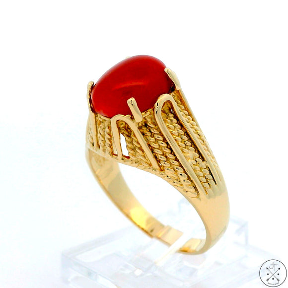 Vintage 14k Yellow Gold Ring with Carnelian Cabochon Size 8