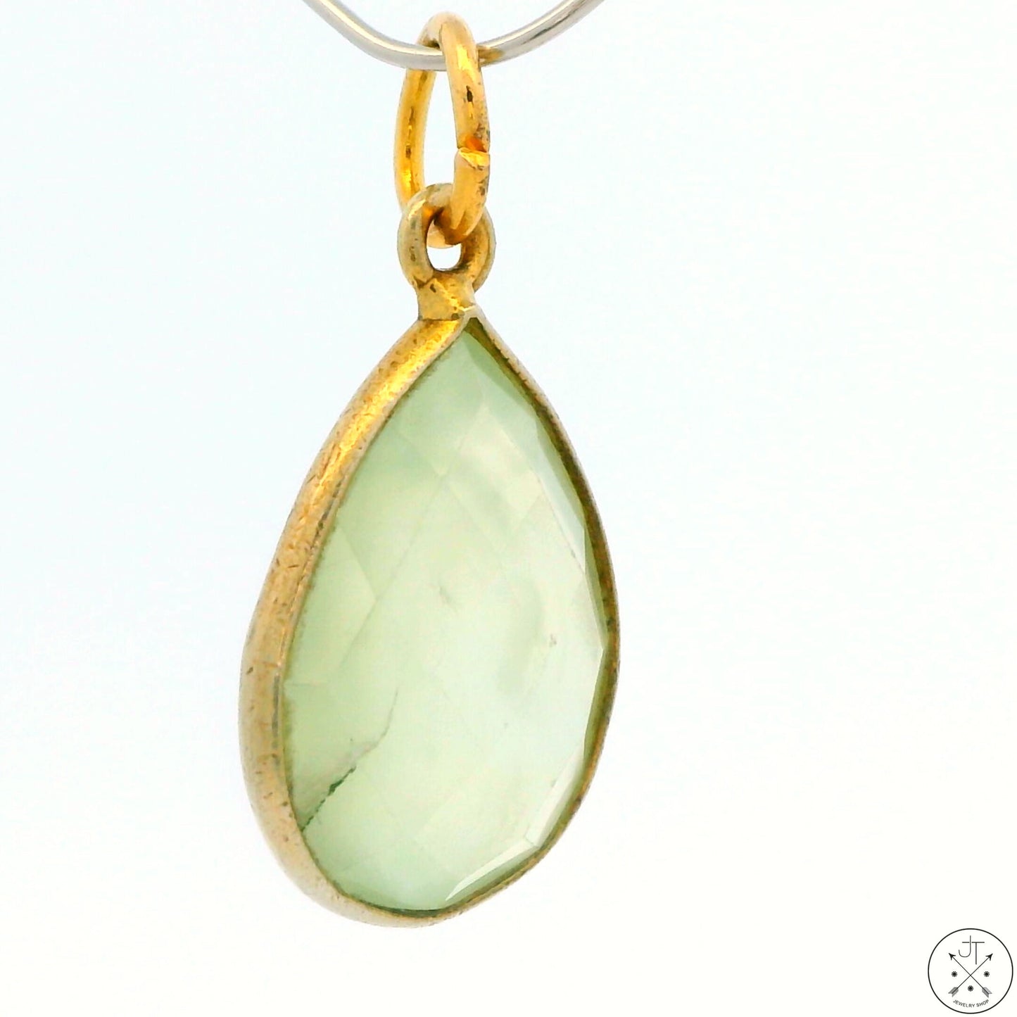 New Sterling Silver Pendant with Teardrop Green Quartz 1.8 gram Gold tone