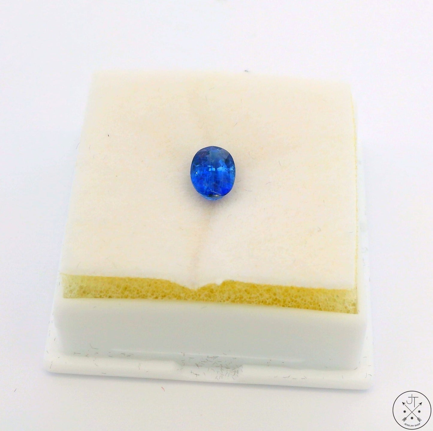 1.16 Carat Natural Blue Kyanite 7x5 mm Oval Faceted Gemstone Certified