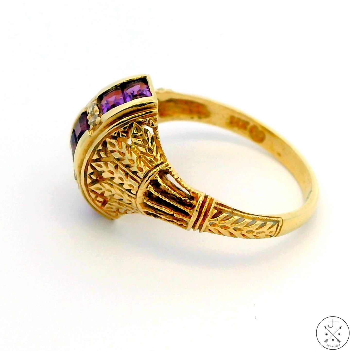 Vintage 14k Yellow Gold Filigree Domed Ring with Amethyst and Diamond Size 6.5