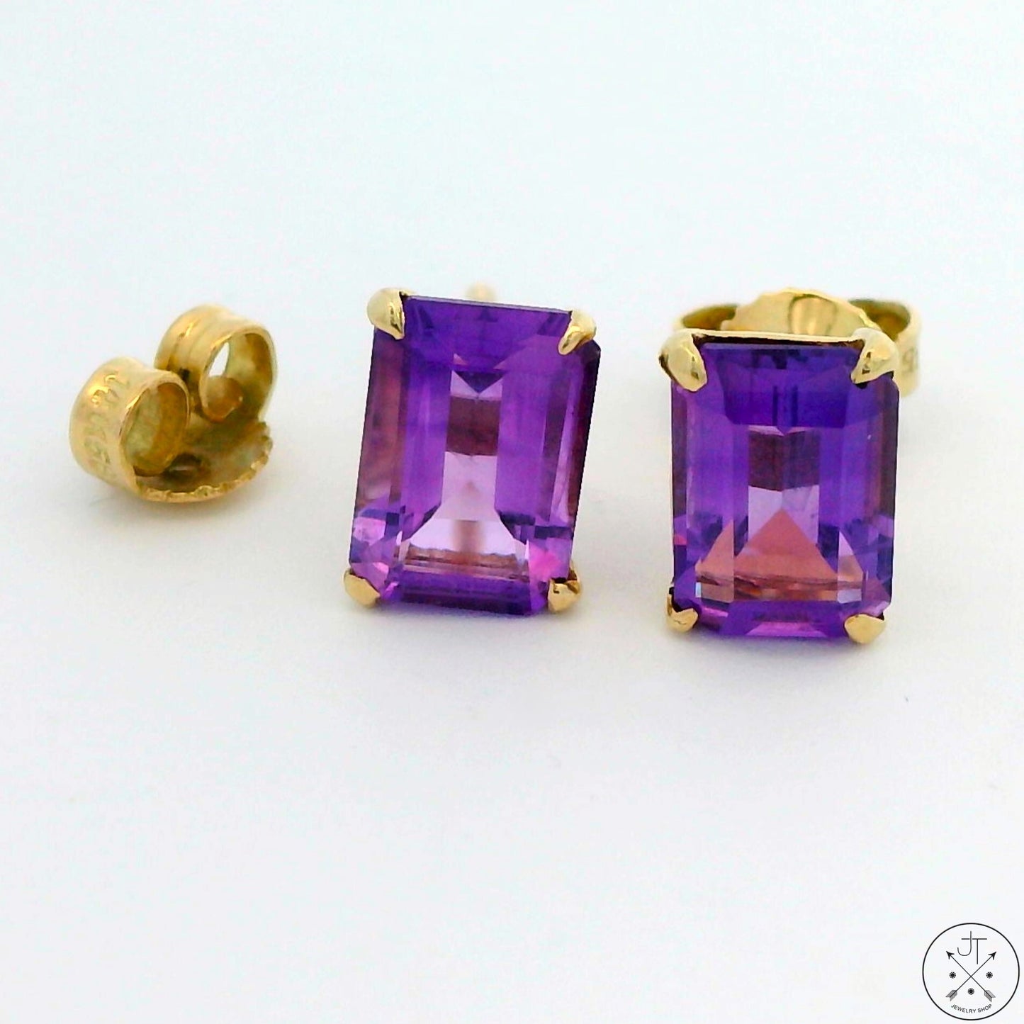 Vintage 14k Yellow Gold Stud Earrings with 2 ctw Natural Amethyst