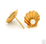 Vintage 14k Yellow Gold Stud Earrings Shell with Pearl