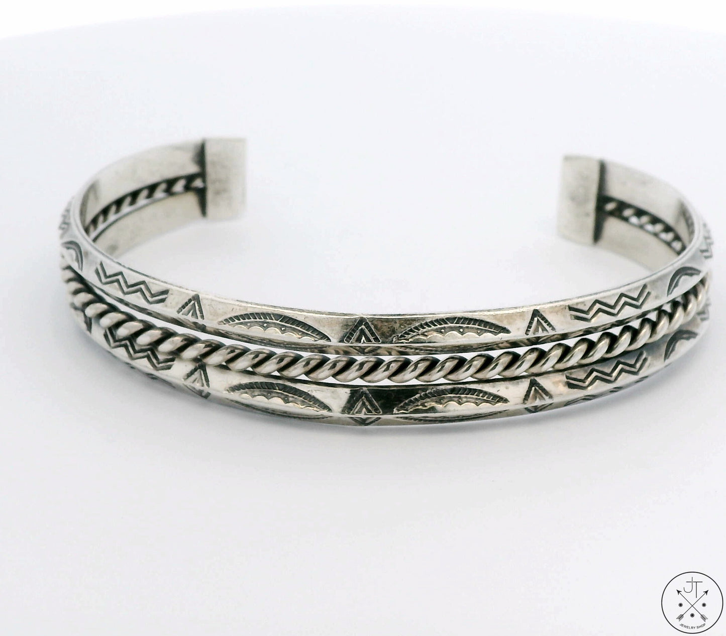 Vintage Navajo Sterling Silver Cuff Bracelet 6.8 Inch Bell Trading Carinated