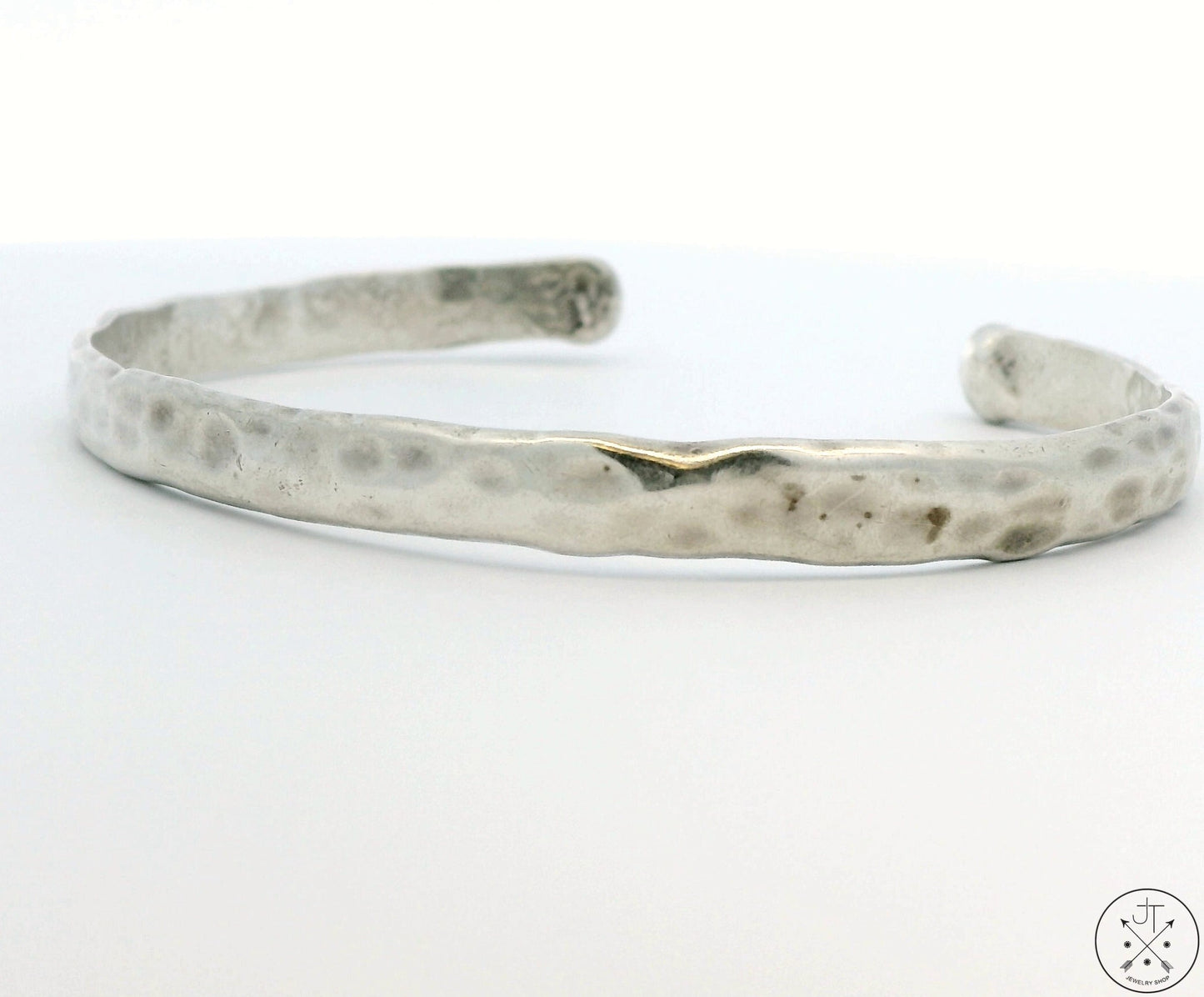 Vintage Hammered Sterling Silver 1/4 Inch Wide Cuff Bracelet 7.25 Inch