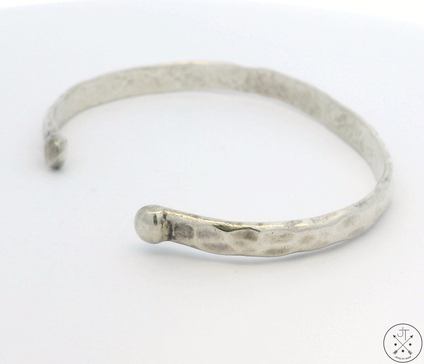 Vintage Hammered Sterling Silver 1/4 Inch Wide Cuff Bracelet 7.25 Inch