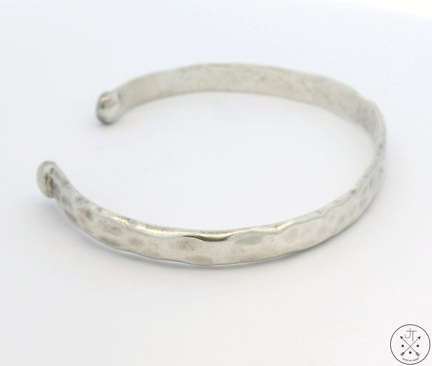 Vintage Hammered Sterling Silver 1/4 Inch Wide Cuff Bracelet 7.25 Inch