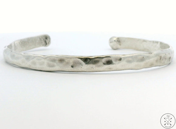 Vintage Hammered Sterling Silver 1/4 Inch Wide Cuff Bracelet 7.25 Inch