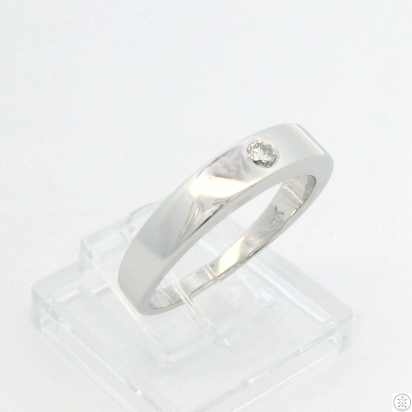 14k White Gold Band with .08 Carat Diamond Size 7