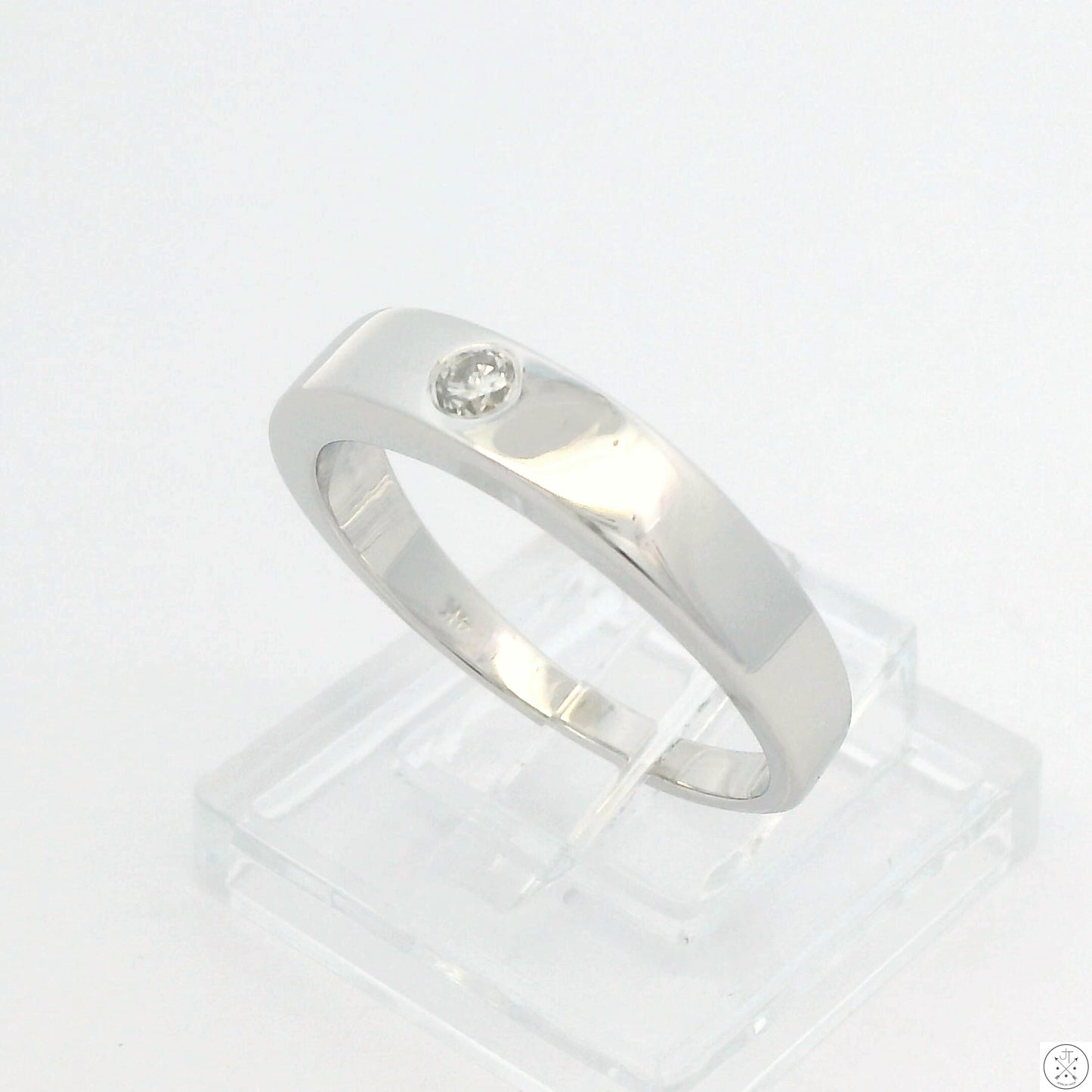 14k White Gold Band with .08 Carat Diamond Size 7