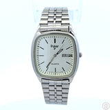 Vintage Pulsar 32 mm Watch Day Date Y148-503L 7.75 inch Stainless Steel Quartz