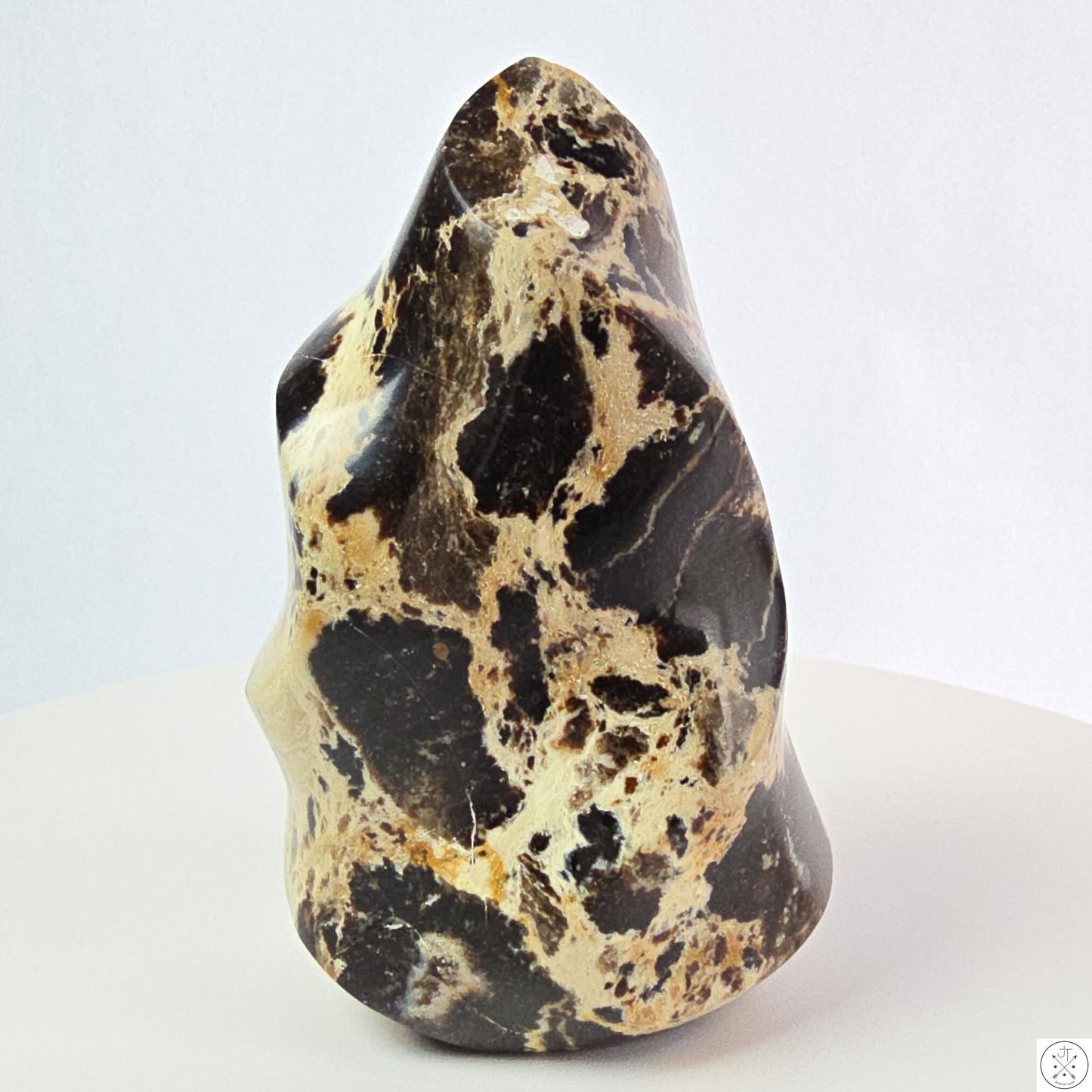 New 610 gram 5 1/4 inch Natural Black Opal Flame 1.35 lb