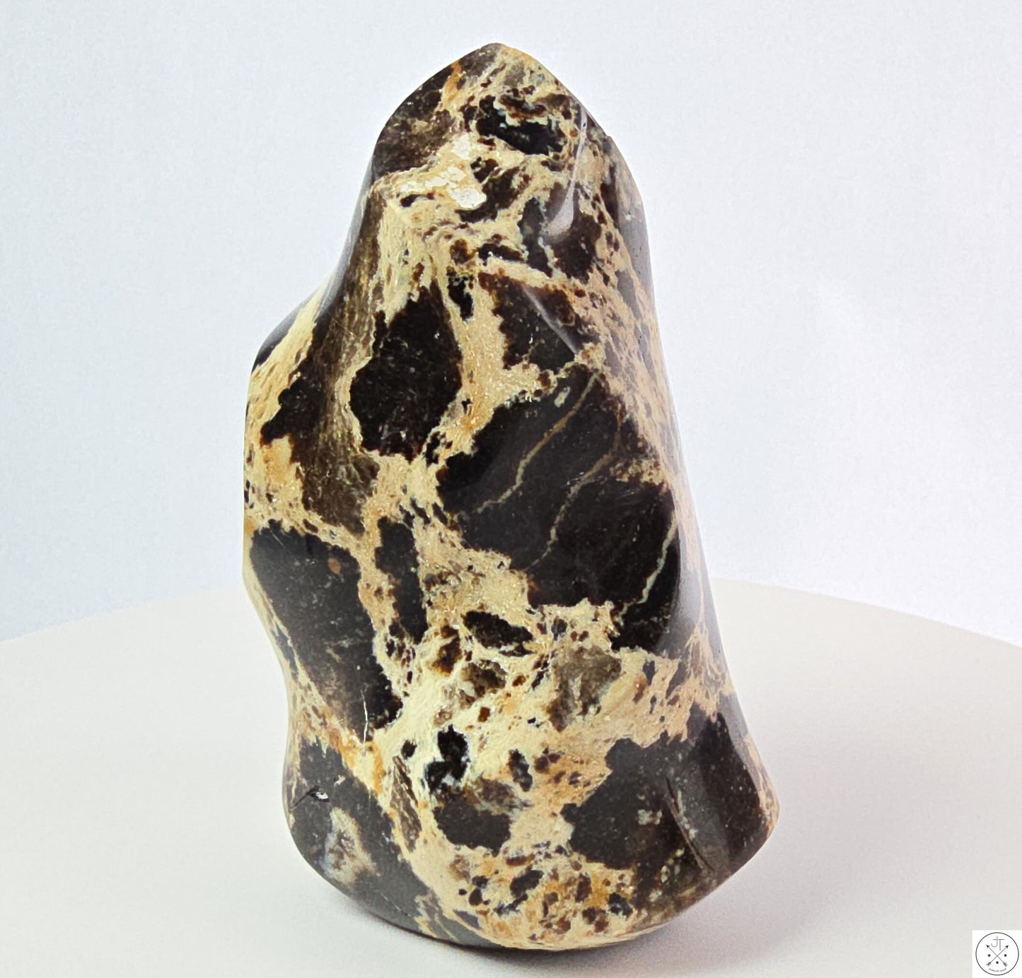 New 610 gram 5 1/4 inch Natural Black Opal Flame 1.35 lb