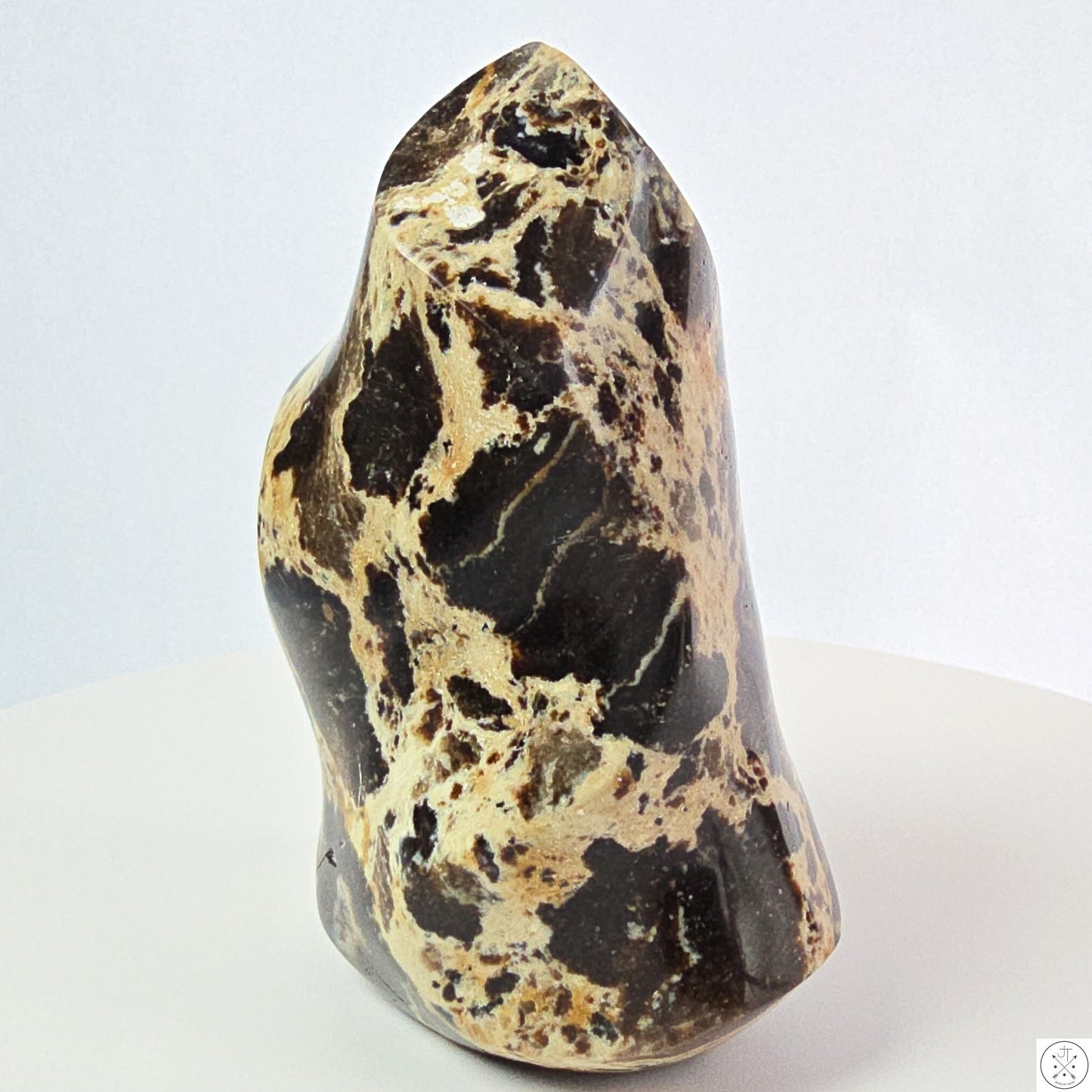 New 610 gram 5 1/4 inch Natural Black Opal Flame 1.35 lb