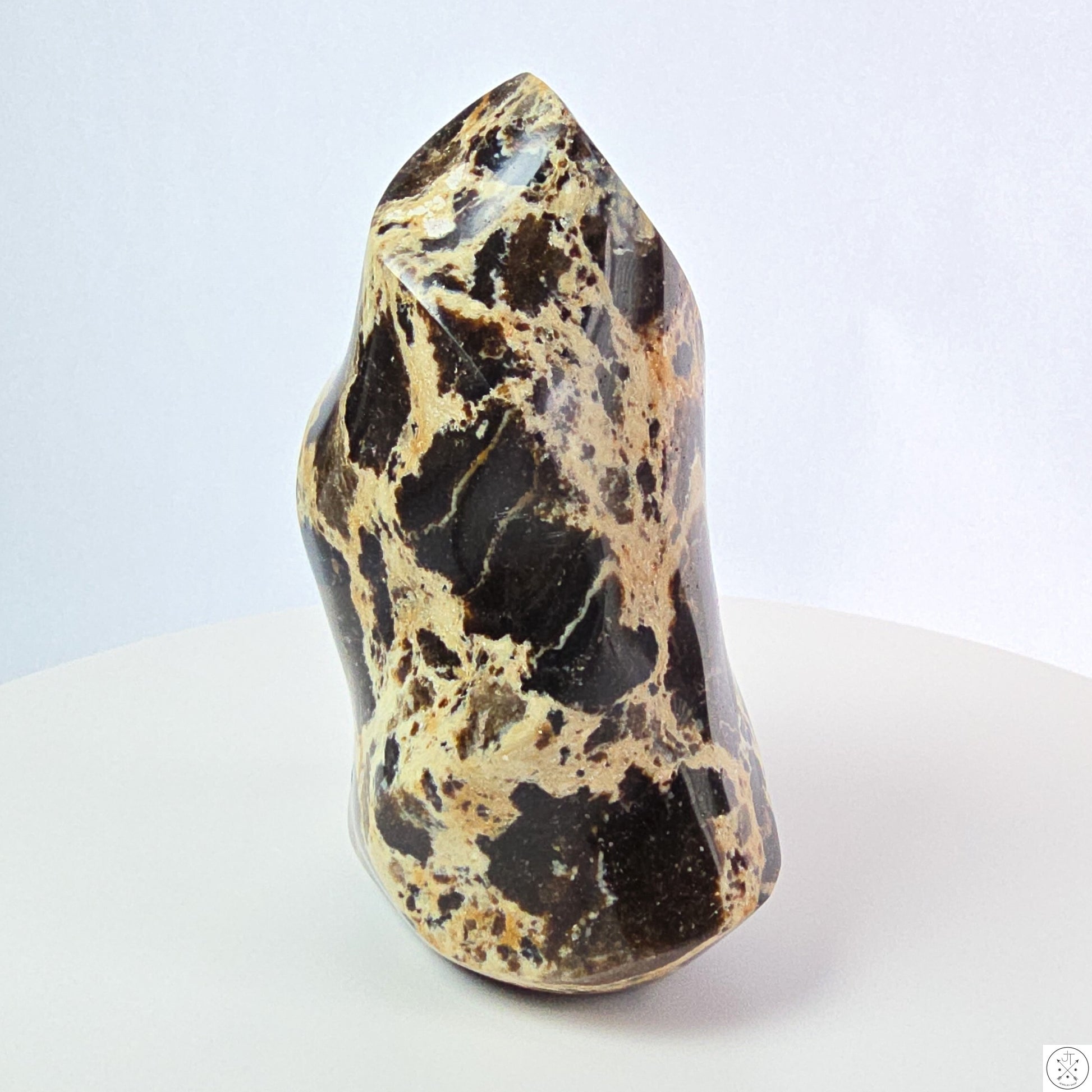 New 610 gram 5 1/4 inch Natural Black Opal Flame 1.35 lb