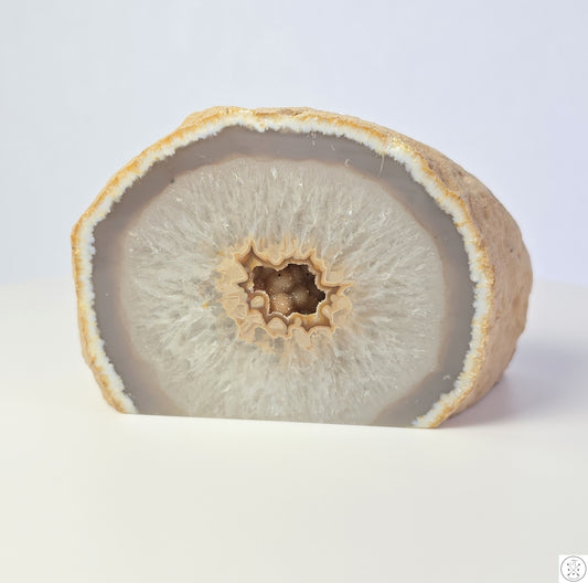 New 652 gram 4 inch Natural Quartz Geode Polished 1.44lb Free-Standing