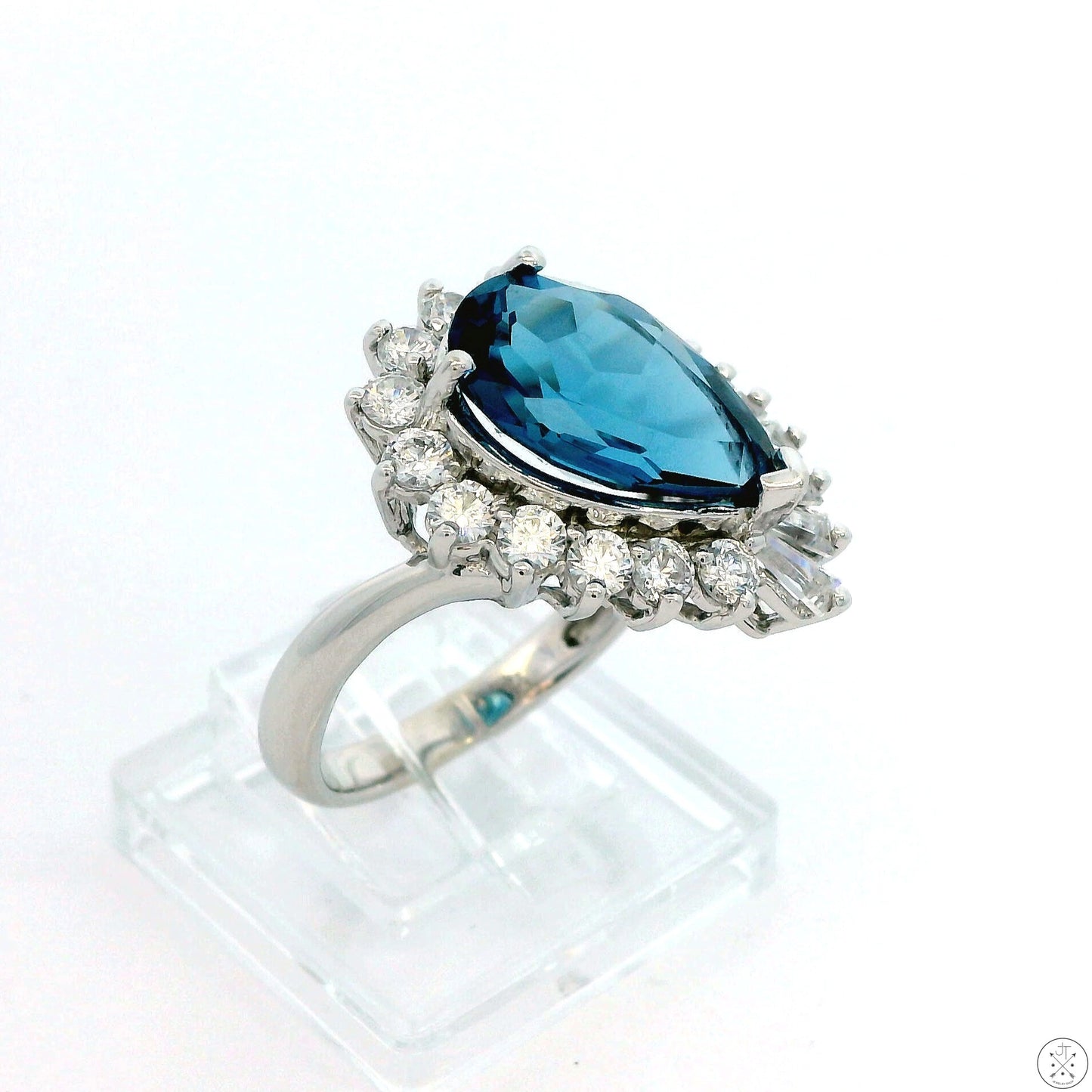 New 14k White Gold Ballerina Ring London Blue Topaz Size 8 Designer Meda Fashion