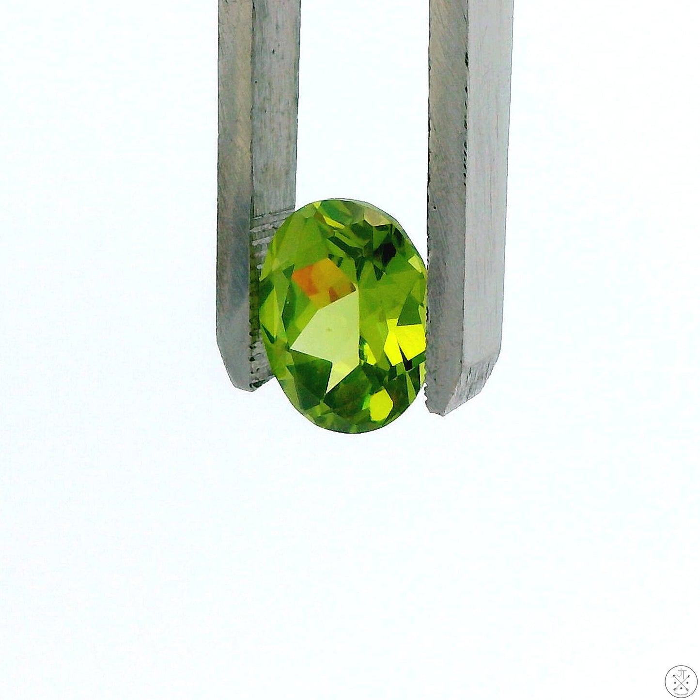 5.08 Carat Natural Peridot 11 x 9 mm Oval Faceted Gemstone Loose