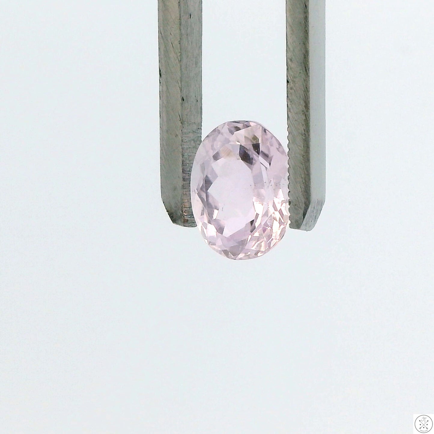 4.08 Carat Natural Kunzite 11 x 9 mm Oval Faceted Gemstone Loose