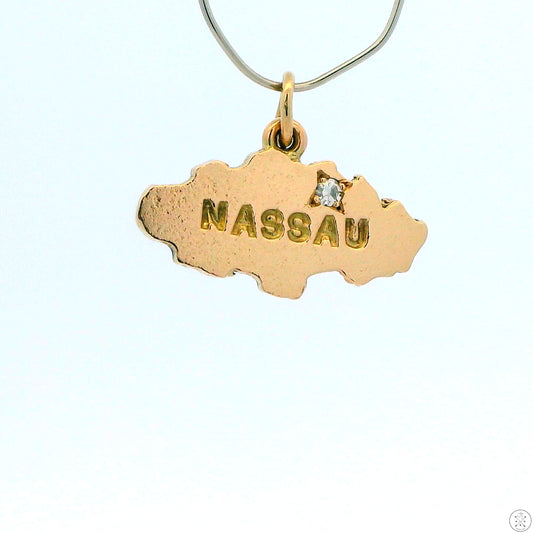Vintage 14k Yellow Gold Bahamas Nassau Charm Pendant GVS1 natural Diamond