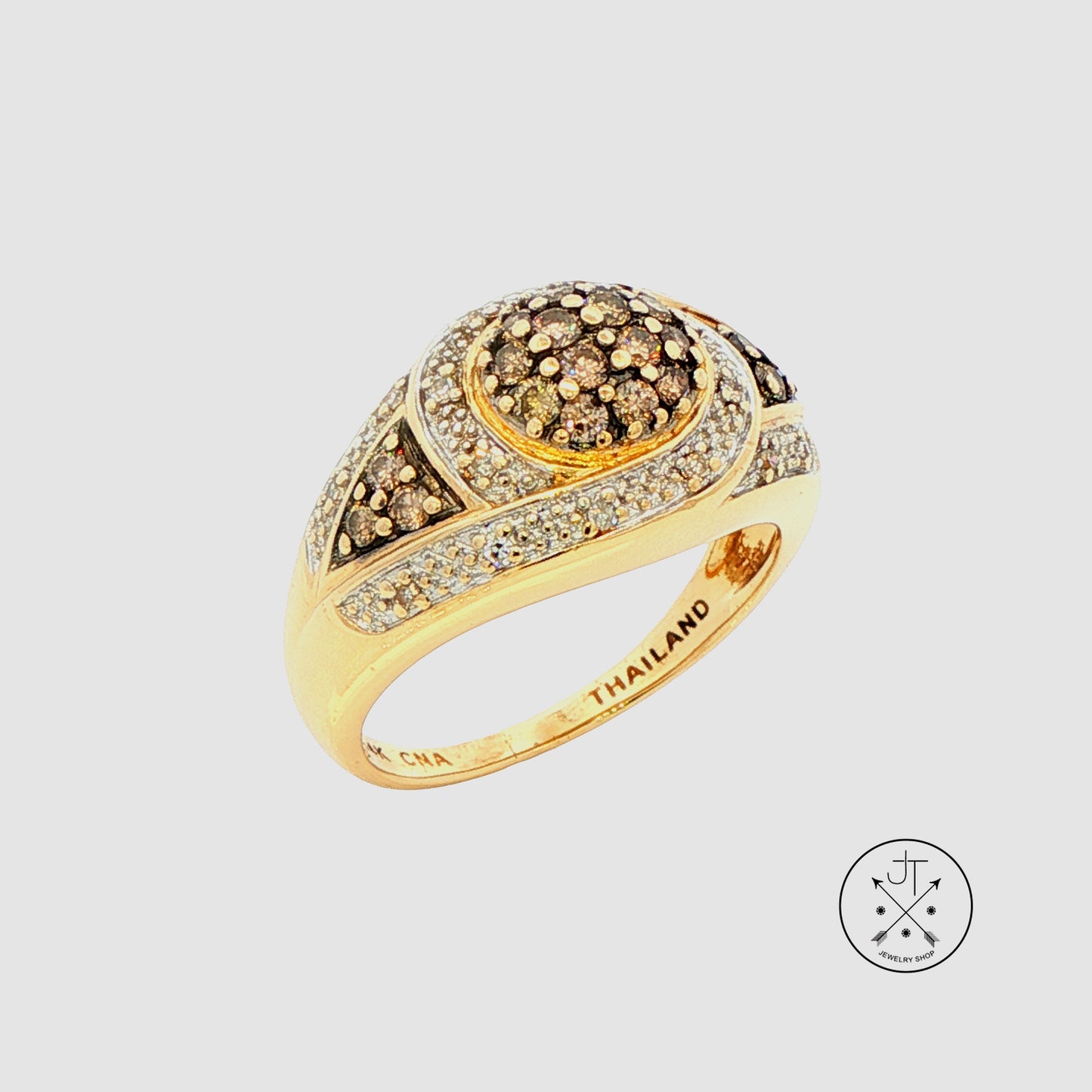 Vintage 14k Yellow Gold Domed Ring with .30 ctw natural Diamonds Size 6.75