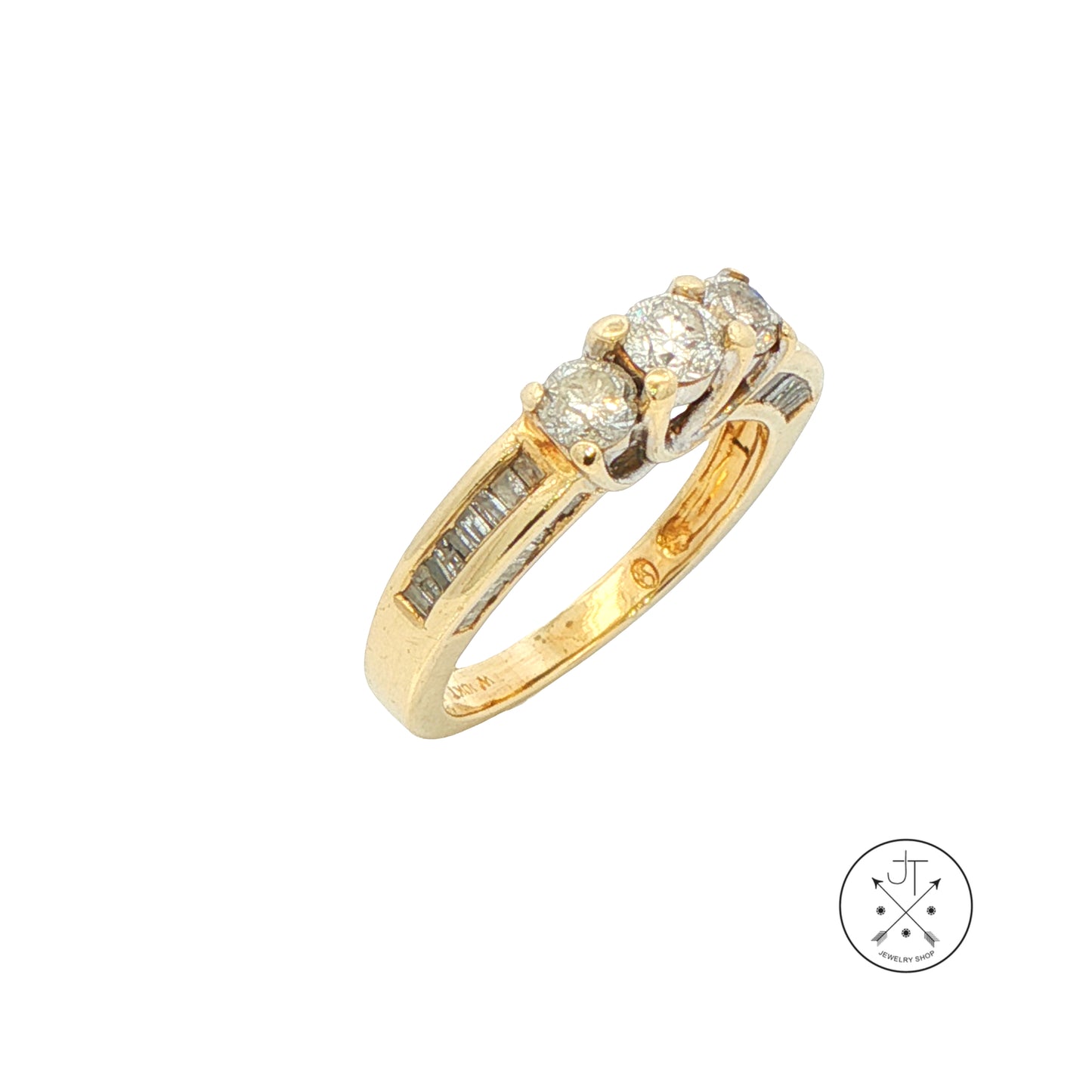 Vintage 10k Yellow Gold Ring with 1.40 ctw natural Diamonds Size 5.5 Three Stone Band