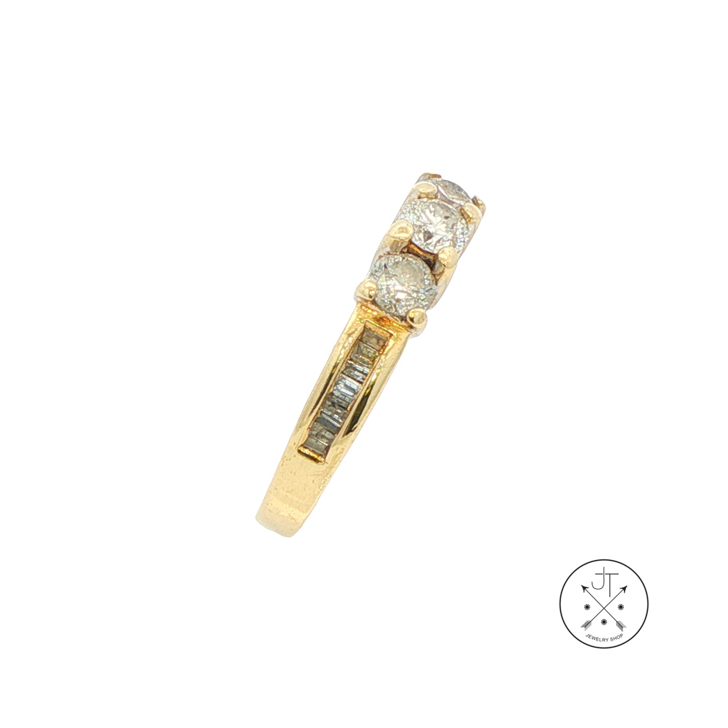 Vintage 10k Yellow Gold Ring with 1.40 ctw natural Diamonds Size 5.5 Three Stone Band