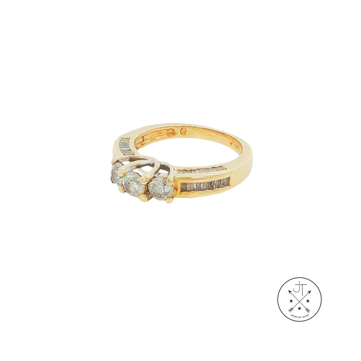 Vintage 10k Yellow Gold Ring with 1.40 ctw natural Diamonds Size 5.5 Three Stone Band