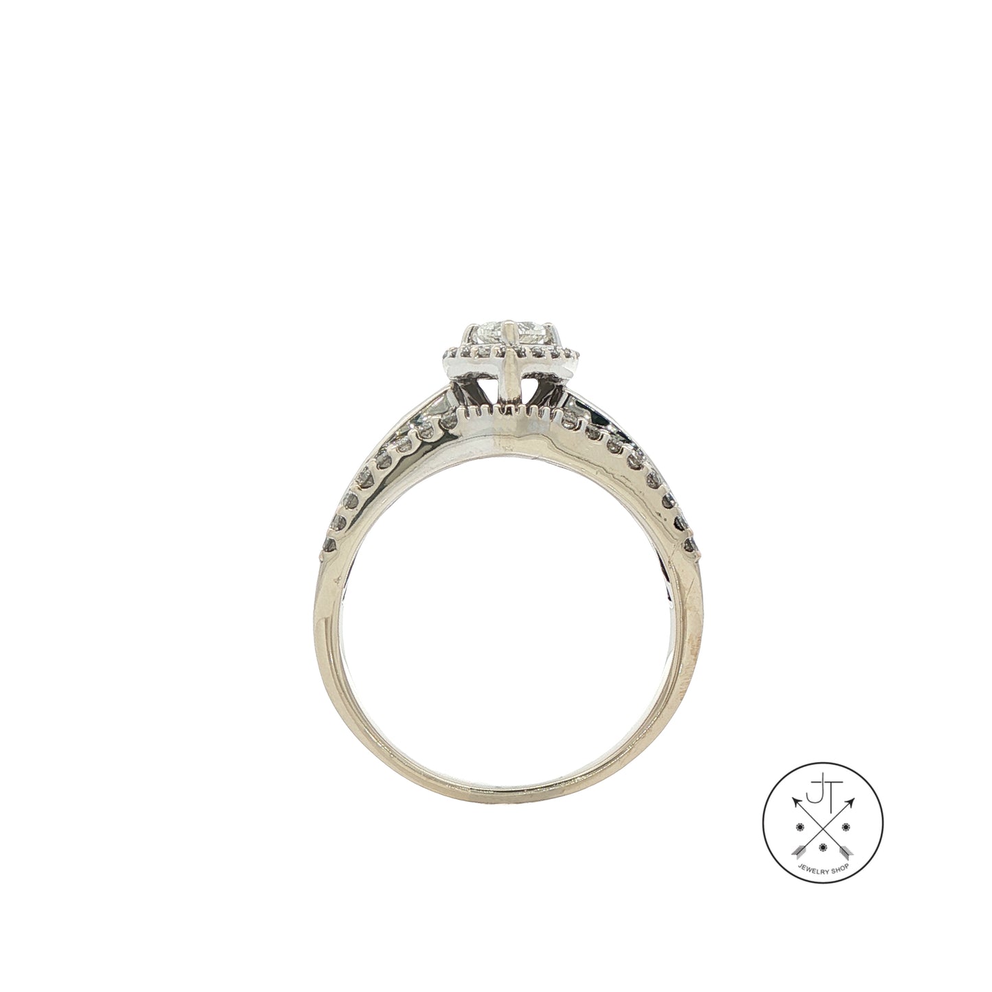 14k White Gold Solitaire Ring with Accents .7 ctw Natural Diamonds Size 9.5 Heart Halo