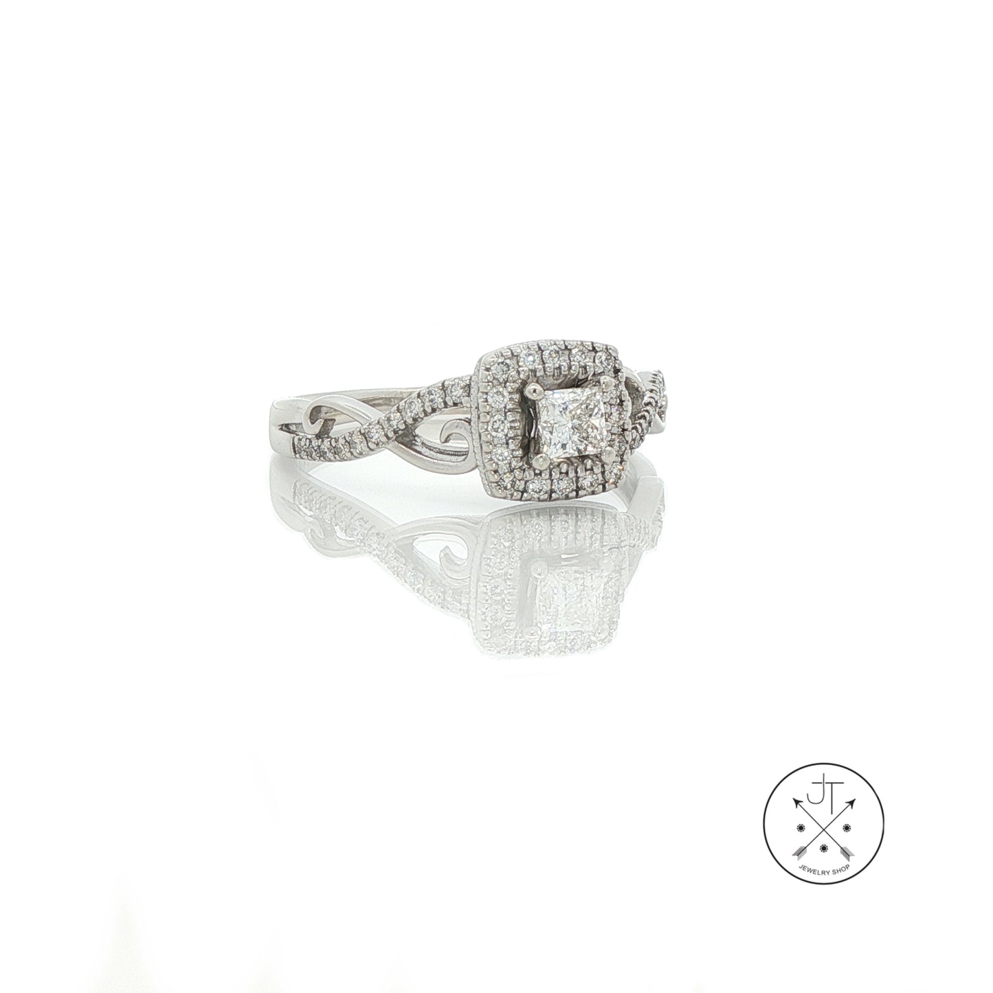 10k White Gold Solitaire Ring with Accents .4 ctw Natural Diamonds Size 8 Halo Infinity