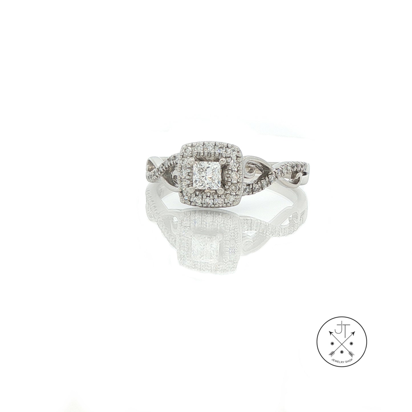 10k White Gold Solitaire Ring with Accents .4 ctw Natural Diamonds Size 8 Halo Infinity