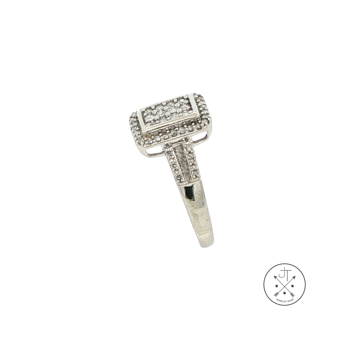 Vintage 10k White Gold Ring with .30 ctw Natural Diamonds Size 7