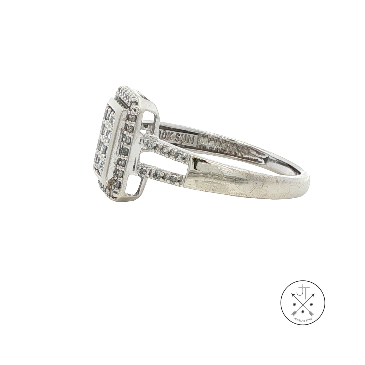 Vintage 10k White Gold Ring with .30 ctw Natural Diamonds Size 7