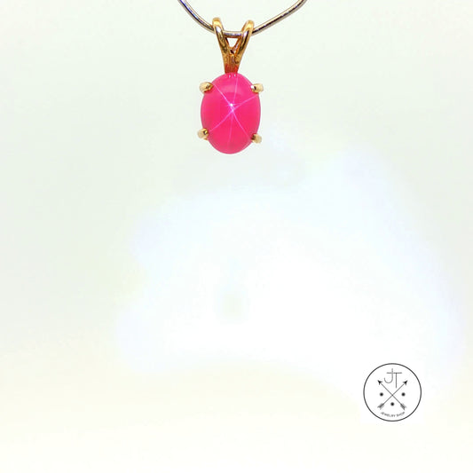 Vintage 14k Yellow Gold Solitaire Drop Pendant with Lindy Star Ruby